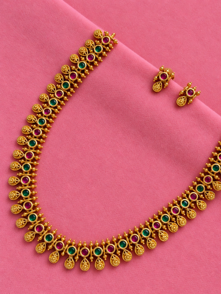 Antique Necklace TNK003