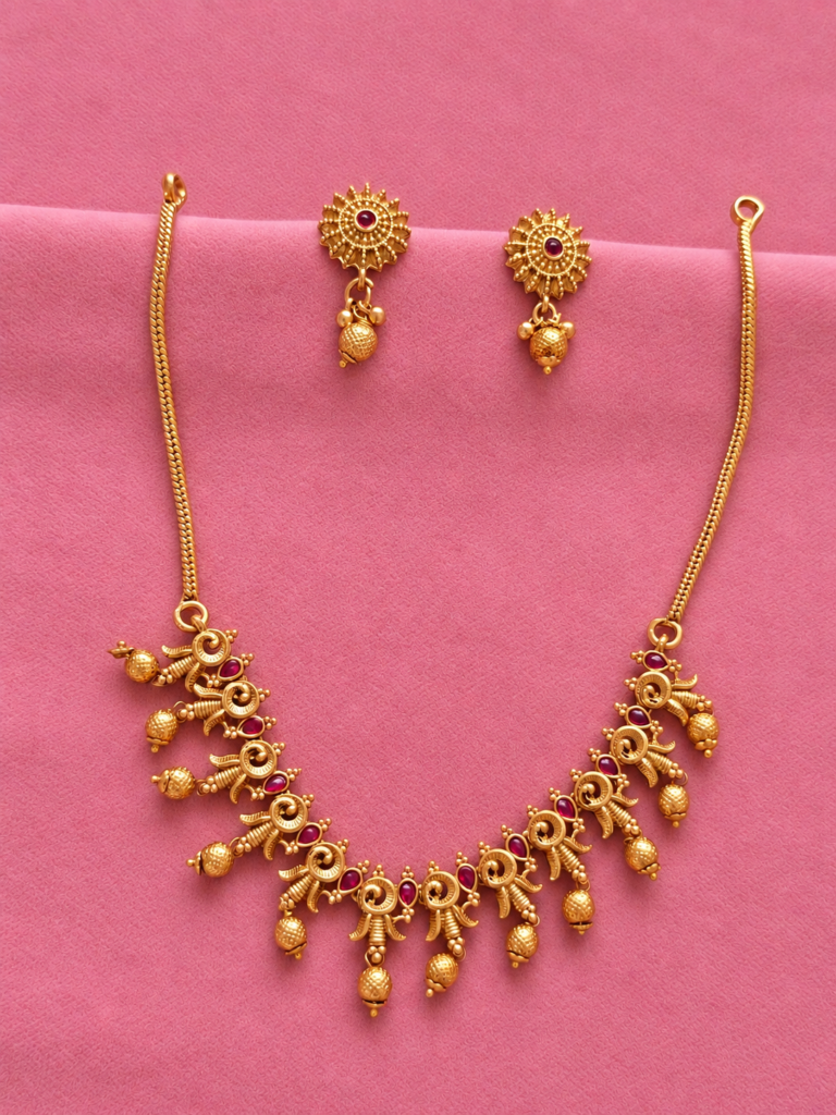 Antique Necklace TNK011
