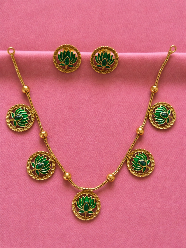 Trendy Necklace TNK015